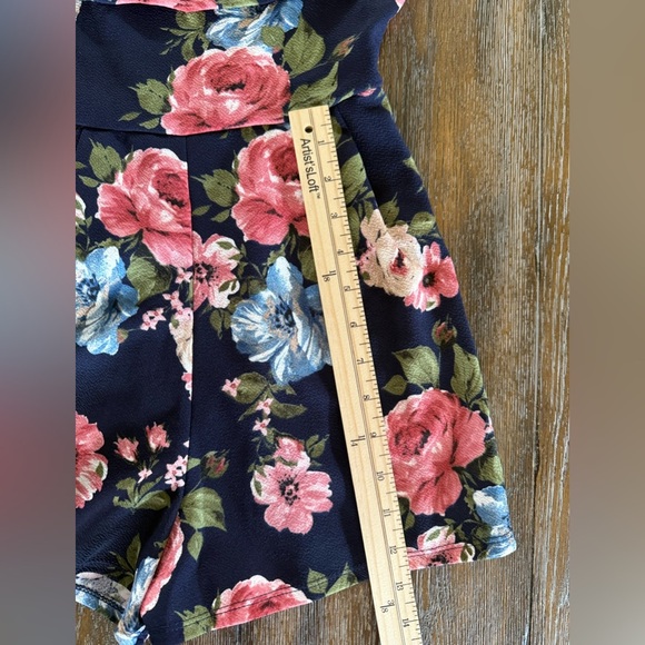 Altar’d State Women’s Navy Blue and Pink Floral Off the Shoulder Romper Size S - Picture 4 of 7